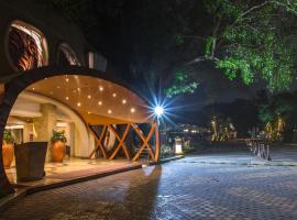 俱乐部酒店，位于浦那的酒店