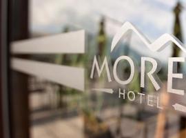 Hotel MOREA，位于普雷瓦莱的酒店