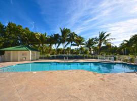Sunrise Suites Big Kahuna Suite #202