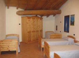 安提卡奥斯特里亚佩斯酒店，位于Moerna的酒店