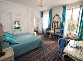 Pavillon Henri IV - Hotel Restaurant Terrasse，位于圣日耳曼昂莱的浪漫度假酒店