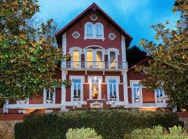 查莱特冯特诺瓦酒店