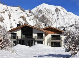 Engadin Lodge PREMIUM & PRIVATE，位于萨姆瑙恩的酒店