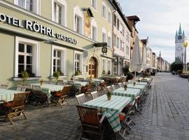 Hotel & Gasthaus DAS RÖHRL Straubing，位于施特劳宾的酒店