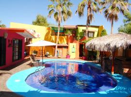 Leo's Baja Oasis，位于拉巴斯的旅馆