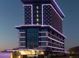 伊斯坦布尔金郁金香酒店，位于伊斯坦布尔Bayrampasa的酒店