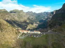 艾拉杜瑟拉朵水疗酒店