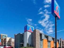 Studio 6-Plano, TX，位于普莱诺的酒店