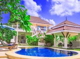 Baan Dorkbua Villa