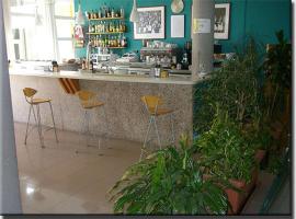 奥罗康弗特酒店，位于Vallejera de Riofrío的酒店
