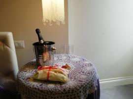 Anema e Core Apartment centro storico，位于那不勒斯的酒店