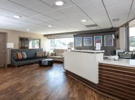 Carlton Inn Midway