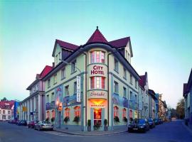 City Hotel，位于绍普夫海姆的酒店