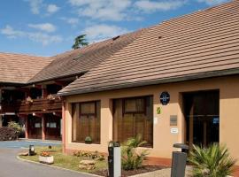 Hotel Annecy ~ Metz-Tessy，位于梅斯苔丝的酒店