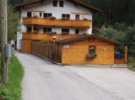 Appartement Mia，位于金兹灵的酒店