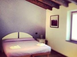 Bco酒店，位于Povoletto的酒店