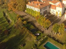 Manoir d'Aubeterre，位于Marsat的酒店