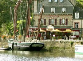 Hôtel Les Mimosas，位于阿旺桥的酒店