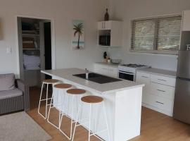 Honey Rose Retreat - Rarotonga，位于拉罗汤加的酒店