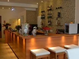 莱茵河-奥特斯塔德特德酒店
