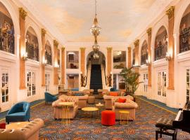 Hôtel & SPA Oceania L'Univers Tours，位于图尔的酒店
