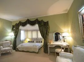 Citadel Hotel