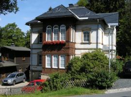 Villa Angelika，位于库罗阿尔滕堡Kipsdorf Ski Lift附近的酒店