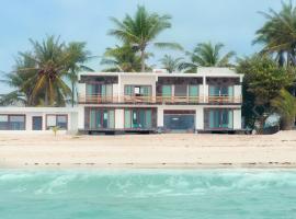 Cormorant Beach House，位于比亚米尔港的海滩短租房