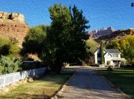 2 Cranes Inn - Zion
