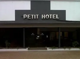 Petit Hotel