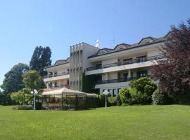 贝拉维斯塔酒店，位于蒙泰贝卢纳的酒店