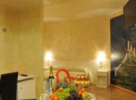 I Rocchi Hotel，位于Tito的酒店