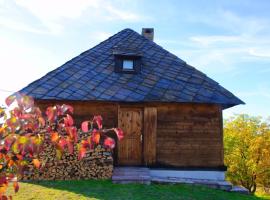 Cabin Menka，位于Sirogojno的木屋