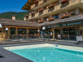 Hôtel-Chalet Les Ecureuils Restaurant, Piscine, Jardin Garage，位于大博尔南的酒店