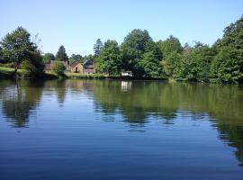 Moulin des sablons vakantiehuis gite，位于Malétable的酒店