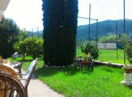 Hotel Montes Blancos，位于仕格莱的酒店