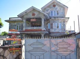 Nepalaya Eco Hostel，位于博卡拉的酒店