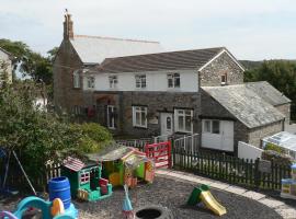 Wringford Cottages，位于卡桑德的酒店