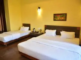 Nature Trails Kundalika, Kolad