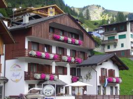 Hotel Garni Royal，位于阿拉巴的酒店