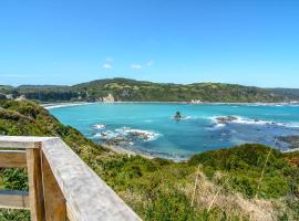 Vertientes De Pumillahue, Chiloe，位于Pumillahue的山林小屋