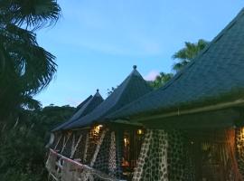 隐峇里山庄，位于Luofu的酒店