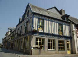 Logis Auberge Du Cheval Blanc，位于Châteaugiron的酒店