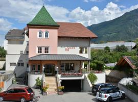 Hotel Tanja-Sonnenhof，位于拉塞斯的酒店