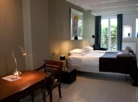 西紫罗兰家庭旅馆，位于阿姆斯特丹韦斯特公园附近的酒店