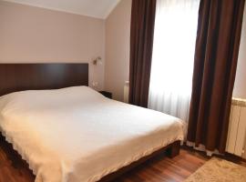 B&B Park，位于Sremčica的酒店