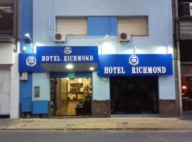 里士满酒店，位于蒙得维的亚Montevideo Centro的酒店