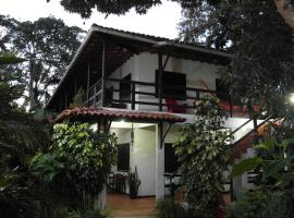 Pousada Casa da Edinha，位于伊尔哈德博伊巴的宾馆