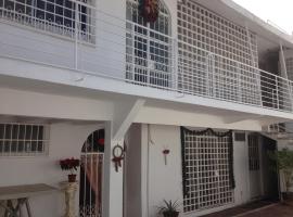 Casa Bocoyna，位于阿卡普尔科Acapulco Navy Historic Museum附近的酒店