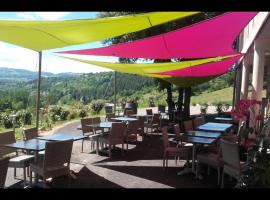 Lauz'oustal，位于Montrodat的酒店